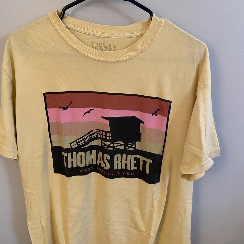 Thomas Rhett concert T-shirt
